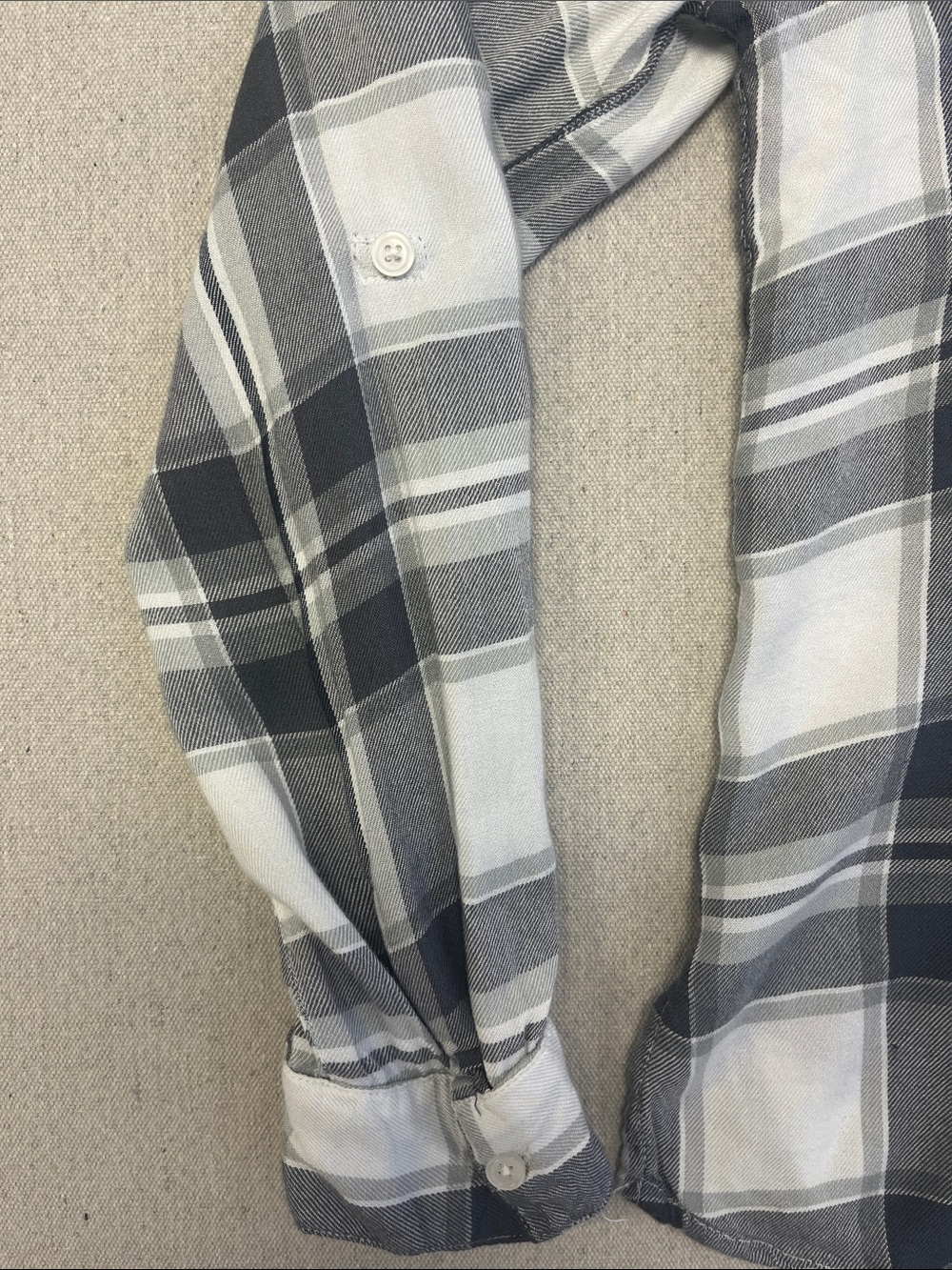 ALYA Womens Small Plaid Button Down Shirt Gray White Rayon Roll Tab Sleeve - Picture 5 of 15